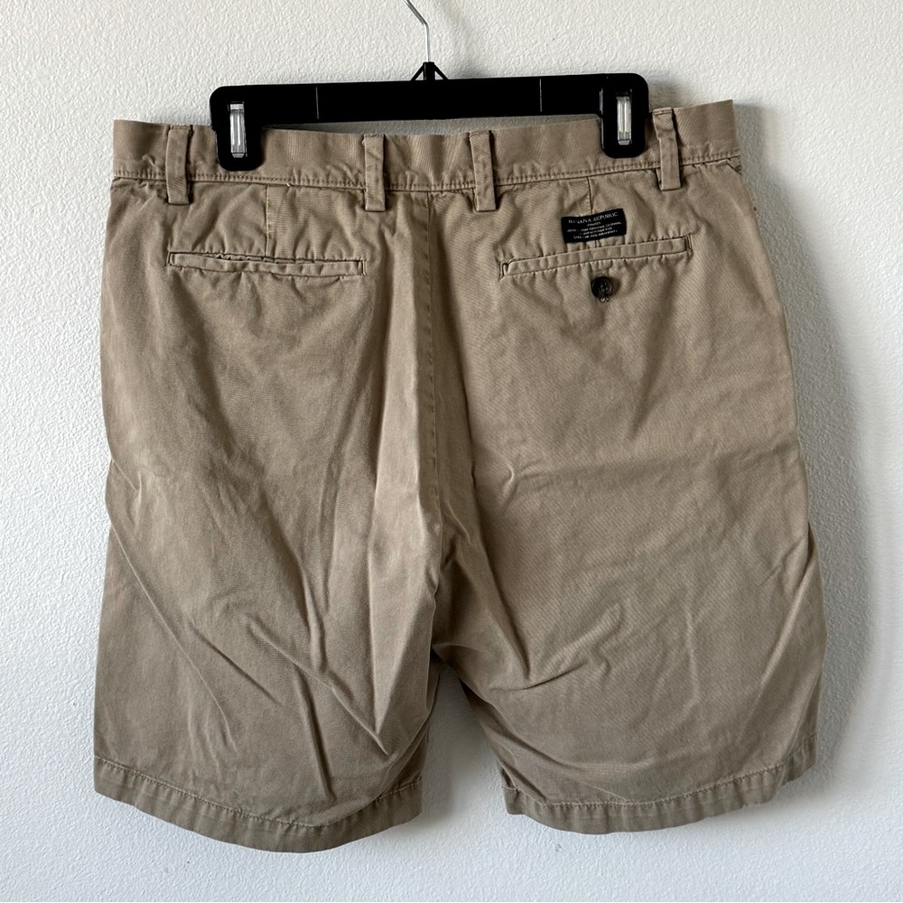 Banana Republic chino shorts - Picture 3 of 3